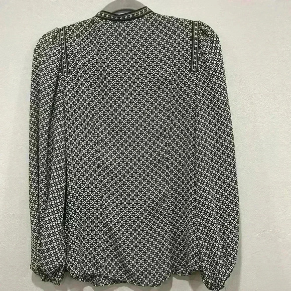 Max Studio balloon Long Sleeve Patterned Office Blouse Shirt size medium - Picture 4 of 6